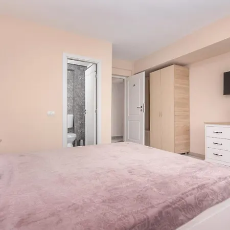 Pensiunea Sasha 3* Eforie Nord